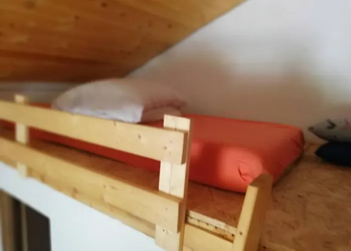Rare Find! Dogs Welcome Secluded Comfy House Krk Nyaraló