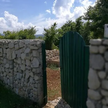 Rare Find! Dogs Welcome Secluded Comfy House Krk Σπίτι διακοπών